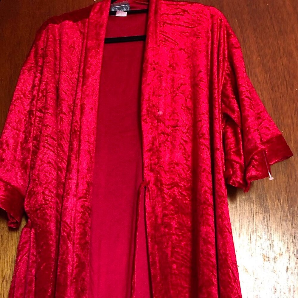 CHANDIO RED RICH CRUSHED VELVET HALF SLEEVE NIGHT ROBE XL
